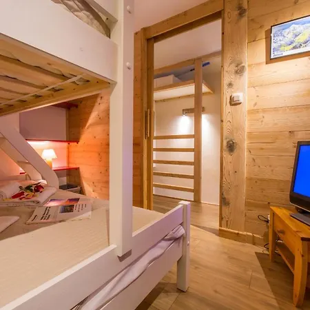 Sainte-foy-l'argentiere Sleeps 6 *