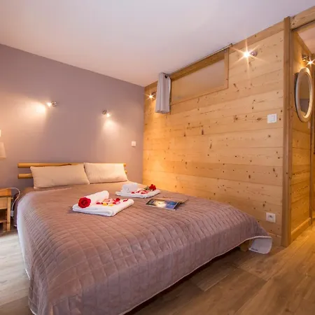 Apartment Sainte-foy-l'argentiere Sleeps 6