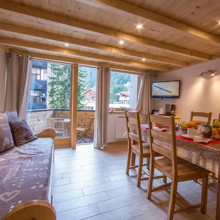 Sainte-foy-l'argentiere Sleeps 6